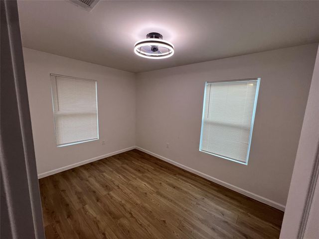 5823 Pershing Street, Houston, TX 77033