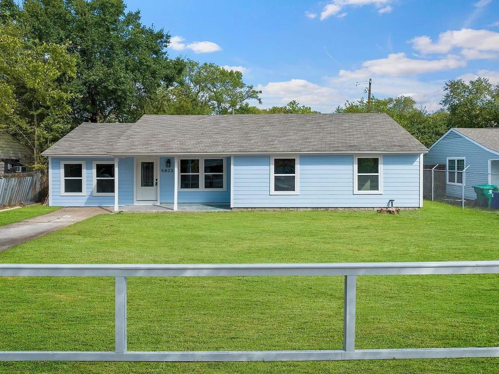 5823 Pershing Street, Houston, TX 77033