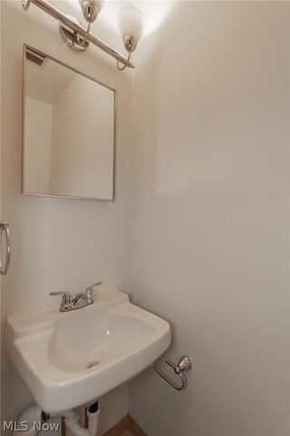 2784 Burden Drive, Parma, OH 44134