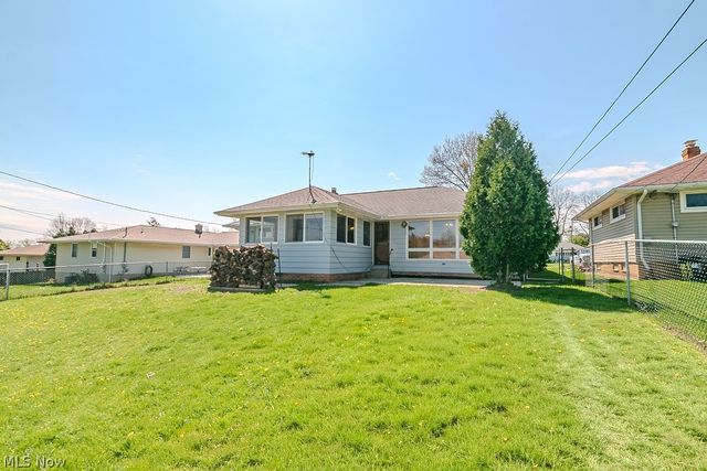 2784 Burden Drive, Parma, OH 44134