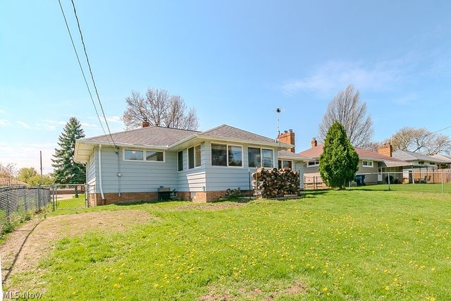 2784 Burden Drive, Parma, OH 44134