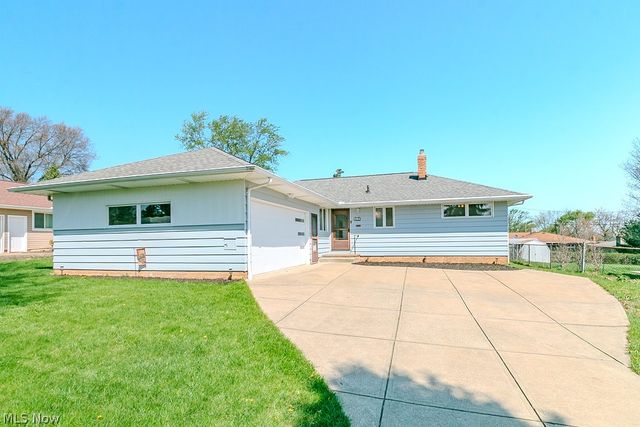 2784 Burden Drive, Parma, OH 44134