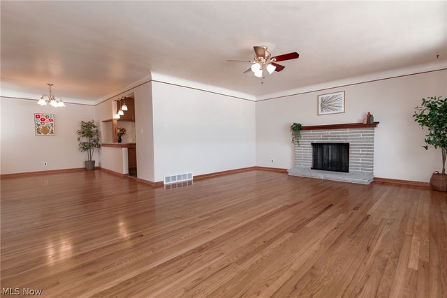 2784 Burden Drive, Parma, OH 44134