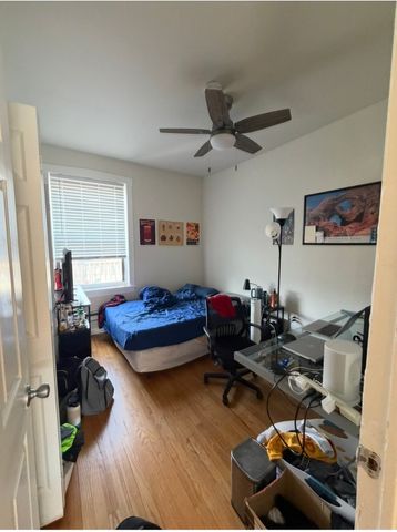 732 W Roscoe Street 3N, Chicago, IL 60657