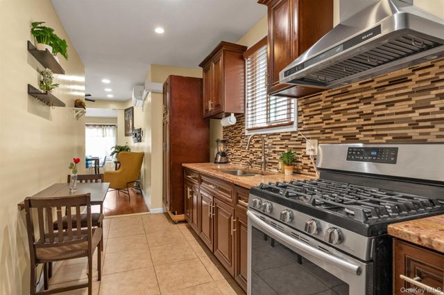 14527 Guy R Brewer Boulevard, Springfield Gardens, NY 11434