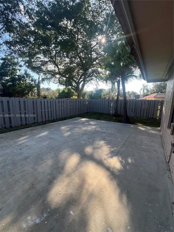 20610 NE 7th Court, Miami, FL 33179