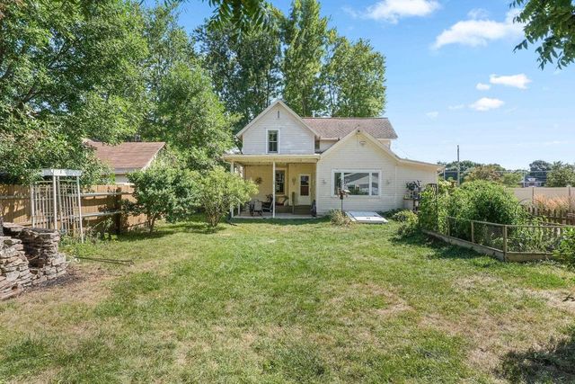 916 Giles Street, Stoughton, WI 53589