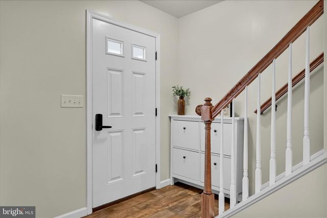 858 BYLER CIR, Lebanon, PA 17042