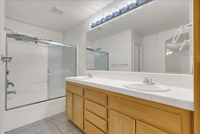 1119 John Wayne Dr, Yuba City, CA 95991