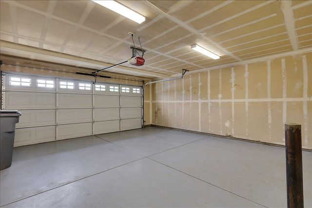 1119 John Wayne Dr, Yuba City, CA 95991