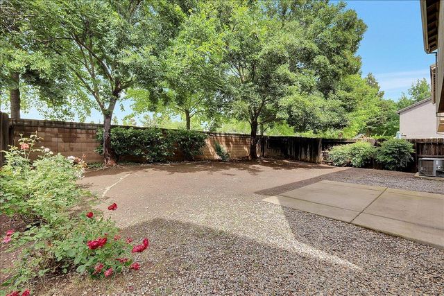 1119 John Wayne Dr, Yuba City, CA 95991