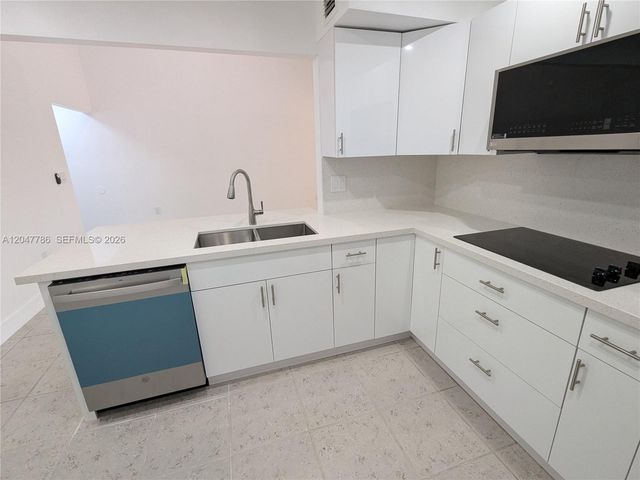 10237 NW 9th Street Circle 2024, Miami, FL 33172