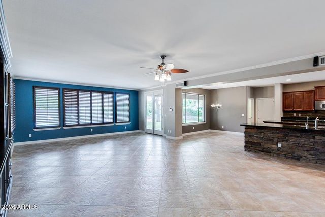 2725 E GRAND CANYON Drive, Chandler, AZ 85249