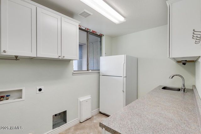 2725 E GRAND CANYON Drive, Chandler, AZ 85249