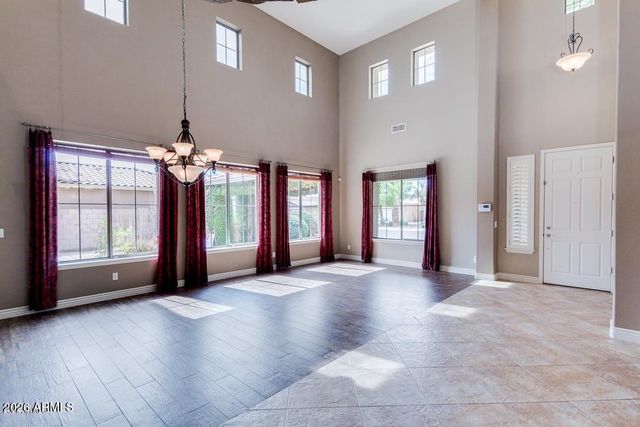 2725 E GRAND CANYON Drive, Chandler, AZ 85249