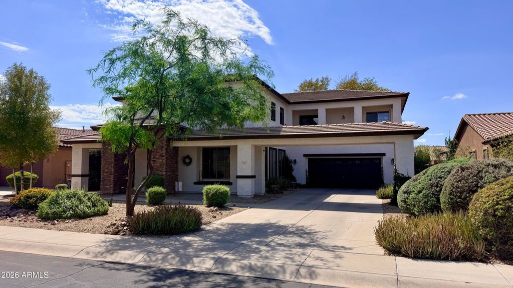 2725 E GRAND CANYON Drive, Chandler, AZ 85249 — exterior