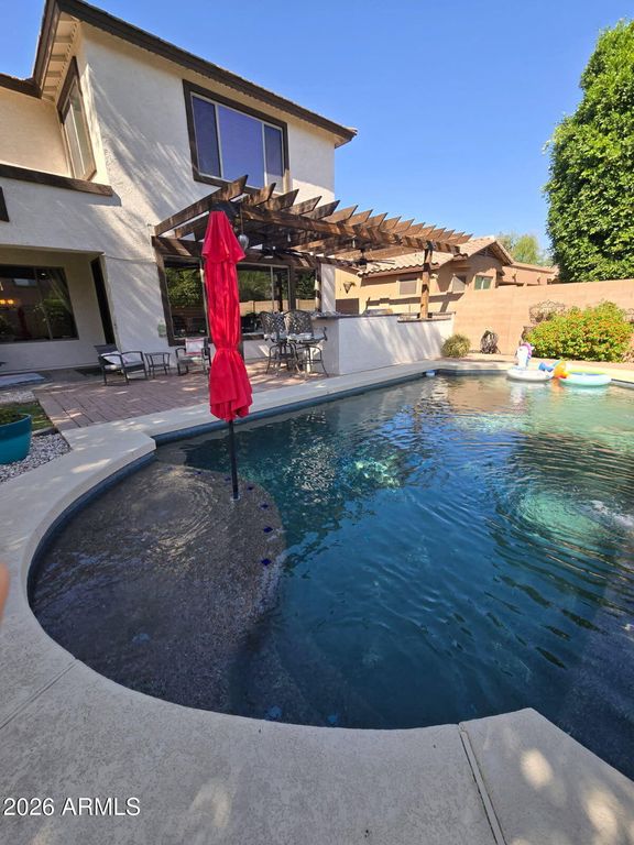 2725 E GRAND CANYON Drive, Chandler, AZ 85249 — photo 5