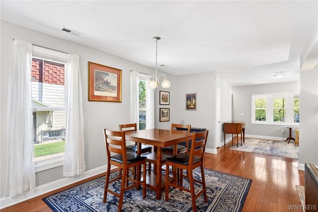36 Abbottsford Place, Buffalo, NY 14213