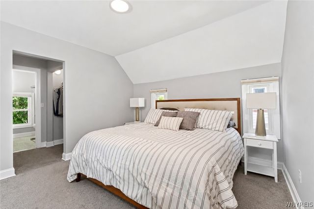 36 Abbottsford Place, Buffalo, NY 14213