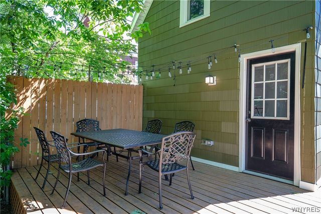 36 Abbottsford Place, Buffalo, NY 14213