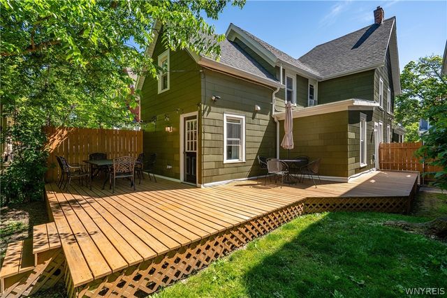 36 Abbottsford Place, Buffalo, NY 14213