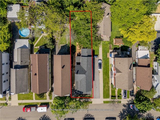 36 Abbottsford Place, Buffalo, NY 14213