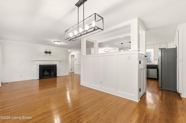 4402 Rudy Ln, Louisville, KY 40207