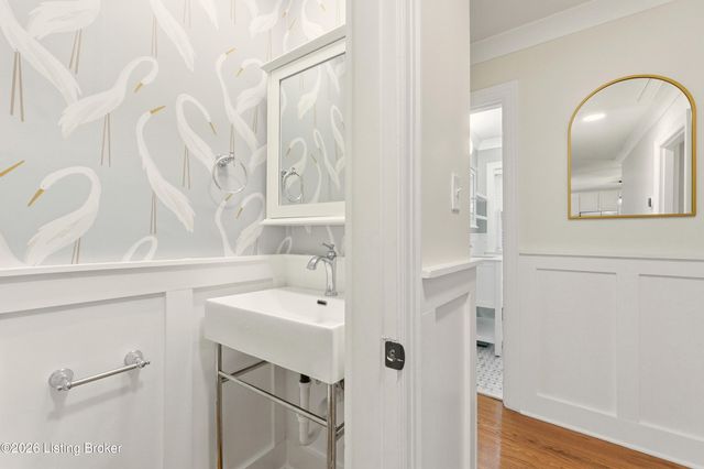 4402 Rudy Ln, Louisville, KY 40207