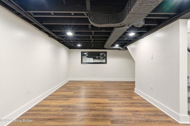 4402 Rudy Ln, Louisville, KY 40207