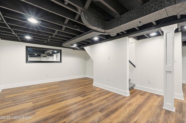 4402 Rudy Ln, Louisville, KY 40207