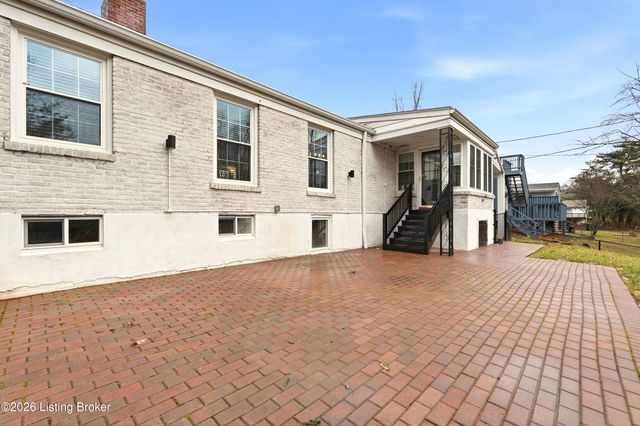 4402 Rudy Ln, Louisville, KY 40207