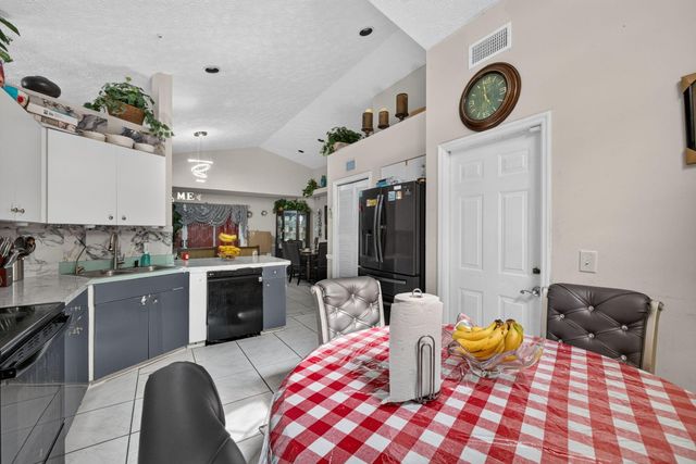 3586 SW PUMPKIN Street, Port St. Lucie, Port St Lucie, FL 34953