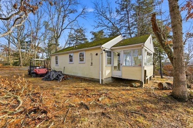 53 Carters Bridge Rd, Plymouth, MA 02360