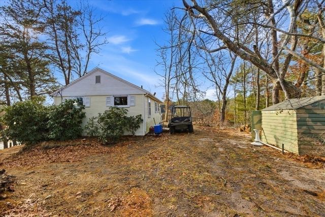 53 Carters Bridge Rd, Plymouth, MA 02360