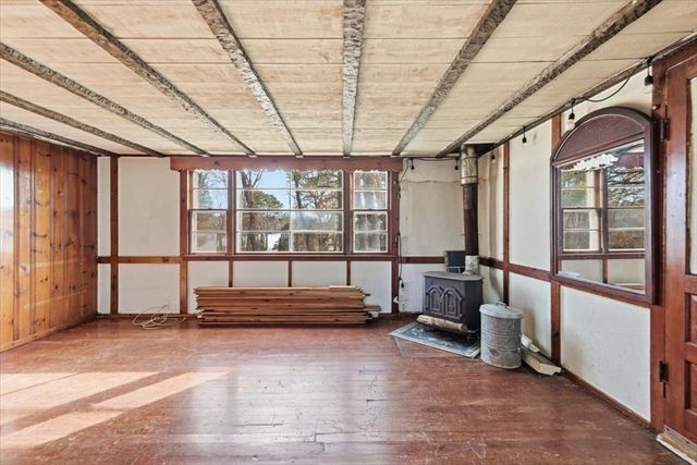 53 Carters Bridge Rd, Plymouth, MA 02360