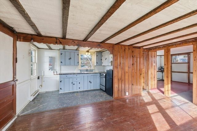 53 Carters Bridge Rd, Plymouth, MA 02360