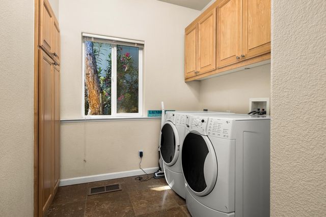 12785 Greenbrook Loop, Penn Valley, CA 95946
