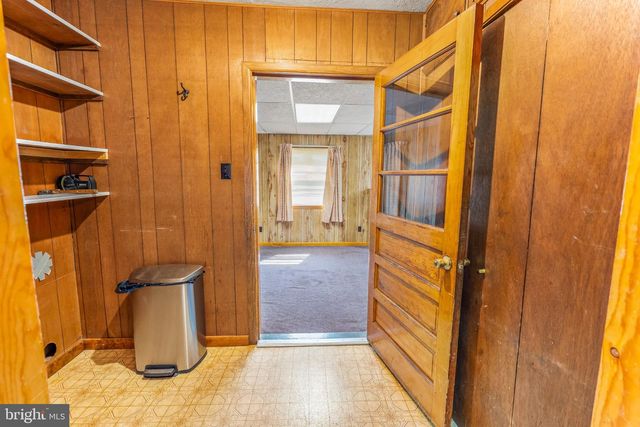 415 E MOLER AVE, Martinsburg, WV 25404