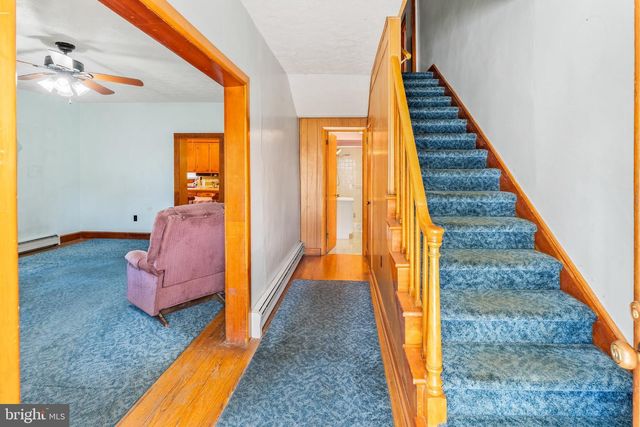 415 E MOLER AVE, Martinsburg, WV 25404
