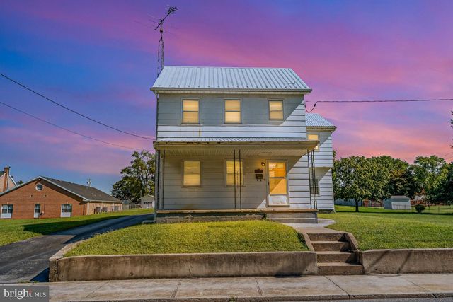 415 E MOLER AVE, Martinsburg, WV 25404