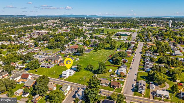 415 E MOLER AVE, Martinsburg, WV 25404