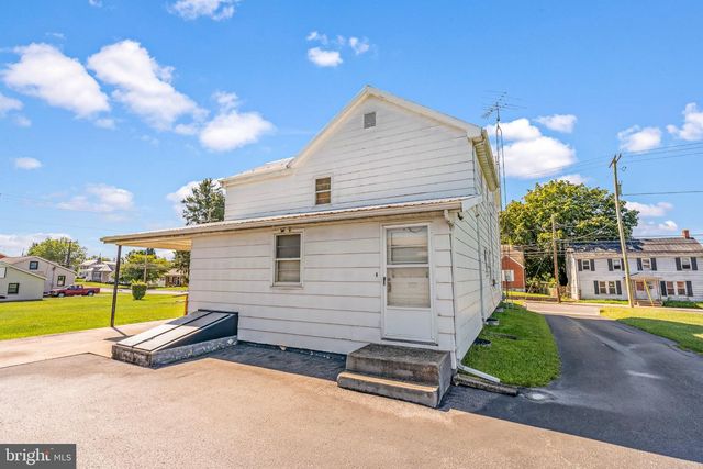 415 E MOLER AVE, Martinsburg, WV 25404
