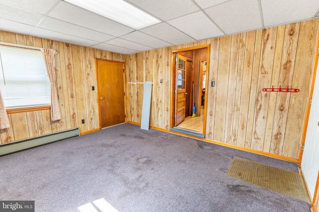 415 E MOLER AVE, Martinsburg, WV 25404