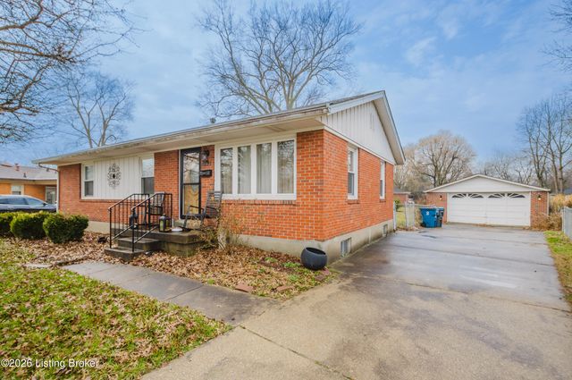6121 Middlerose Cir, Louisville, KY 40272
