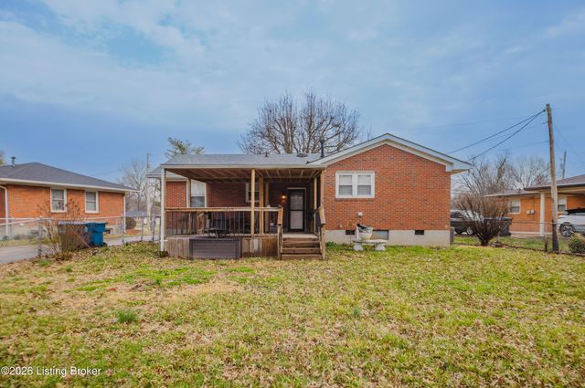 6121 Middlerose Cir, Louisville, KY 40272