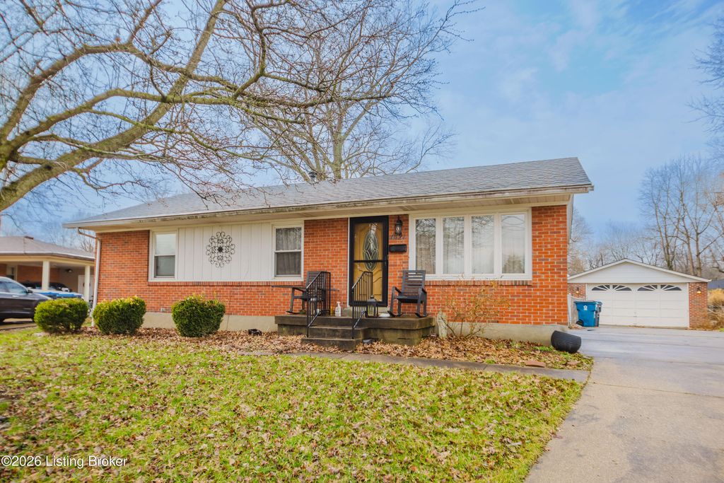 6121 Middlerose Cir, Louisville, KY 40272