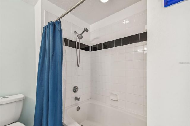 4304 BAY CLUB CIRCLE, Tampa, FL 33607