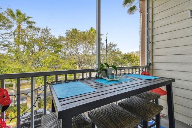 4304 BAY CLUB CIRCLE, Tampa, FL 33607