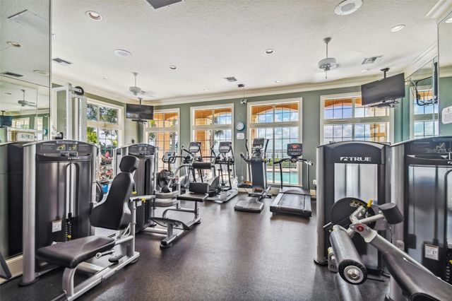 4304 BAY CLUB CIRCLE, Tampa, FL 33607