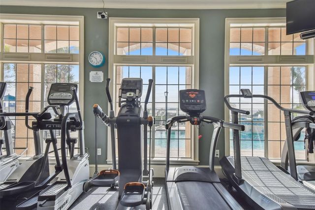 4304 BAY CLUB CIRCLE, Tampa, FL 33607